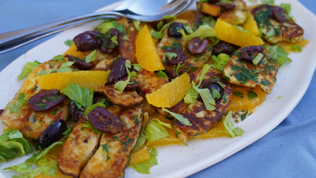 Halloumi, Orange and Kalamata Salad