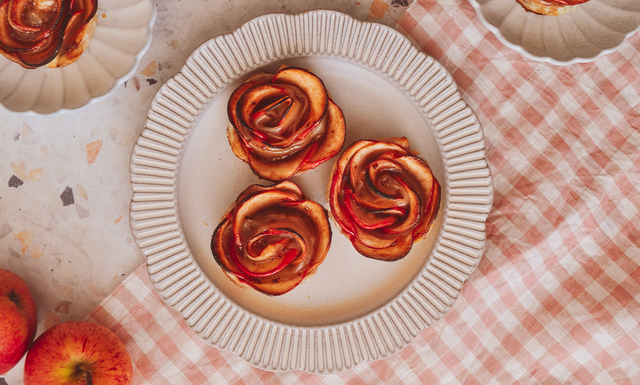 Mini Apple Puff Pastry Roses