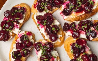 ROASTED CHERRY, GOAT CHEESE, AND THYME CROSTINIS