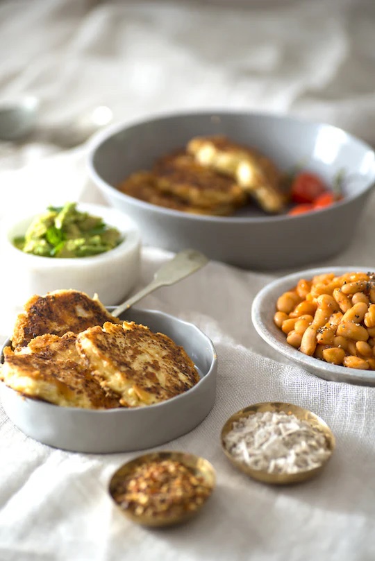 CAULIFLOWER HASH BROWNS w/ CREAMY PARMESAN CAESAR DRESSING - Farmers Pick